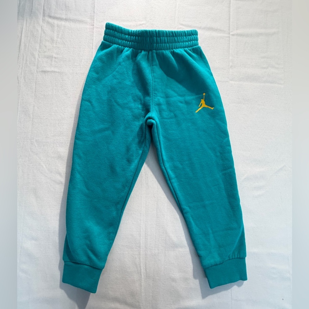 Nike Air Jordan Teal Blue Sweatpants Joggers Size 4T Sporty, streetwear